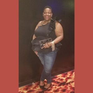 Meet your Posher, Brooke